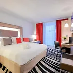 Novotel Centre Bercy 4*
