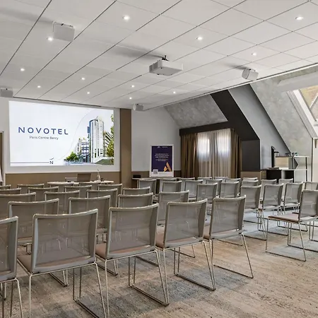 מלון Novotel Centre Bercy 4*