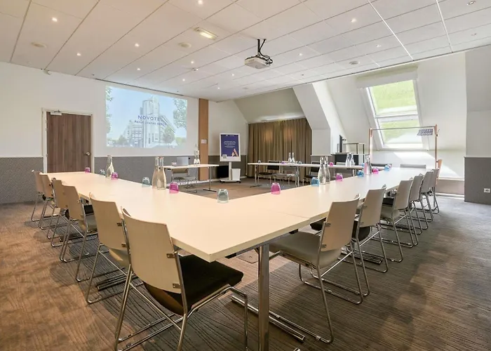 Hotel Novotel Centre Bercy 4*