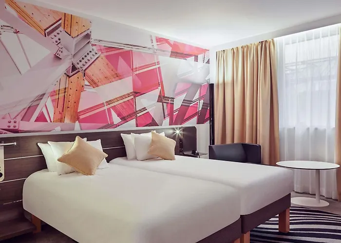 Novotel Centre Bercy 4*