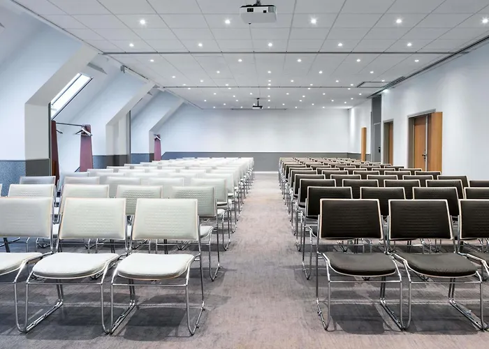 Novotel Centre Bercy 4*