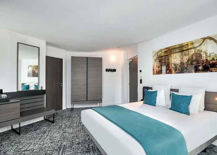 Novotel Centre Bercy 4*