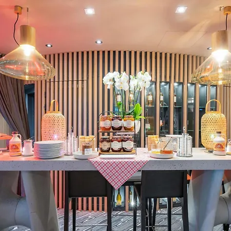 Novotel Centre Bercy 4*