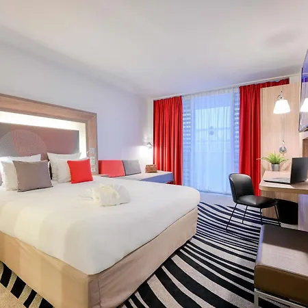 Novotel Centre Bercy 4*
