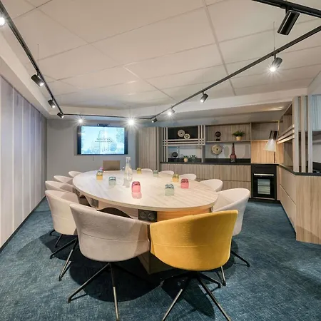 Hotel Novotel Centre Bercy 4*